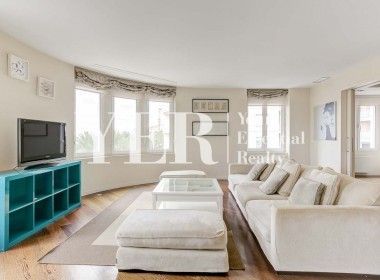 Property for sale in Alicante centre with sea view port-4