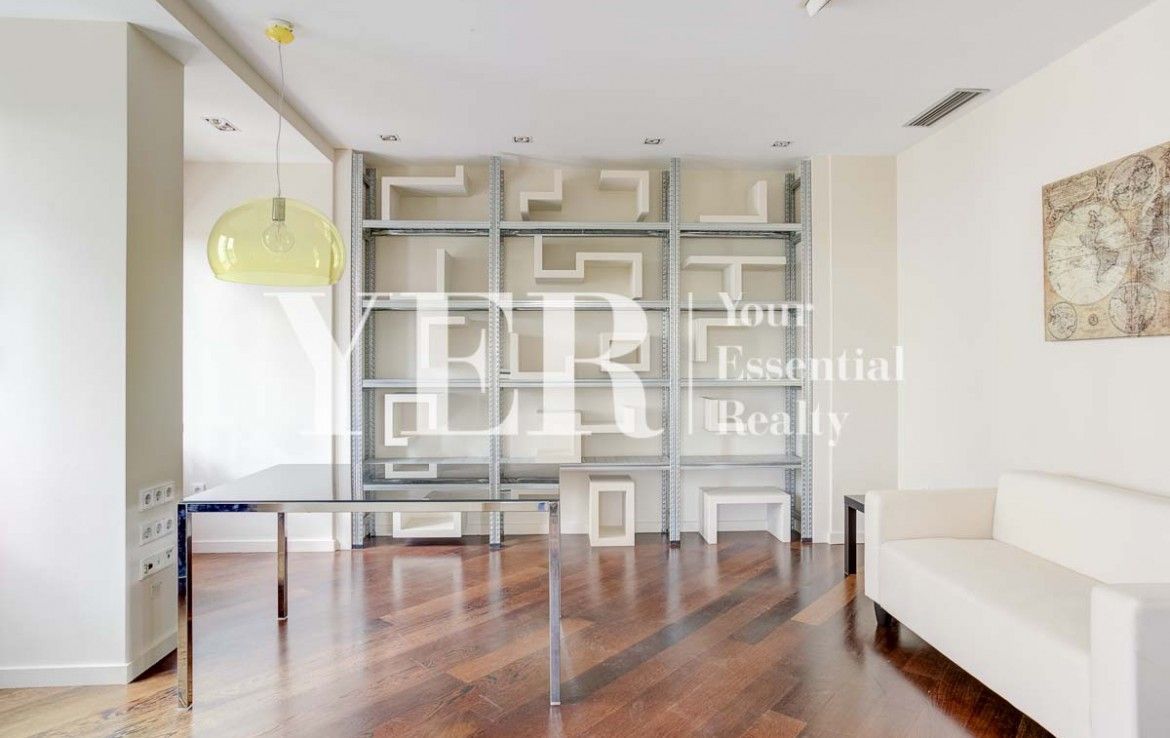 Property for sale in Alicante centre with sea view port-5