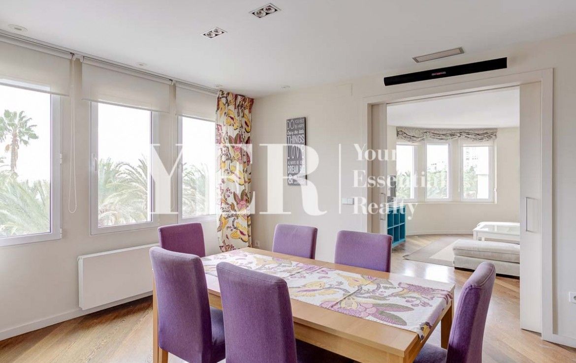 Property for sale in Alicante centre with sea view port-8