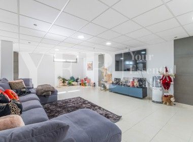 21 YER25-0165 MARTAVER