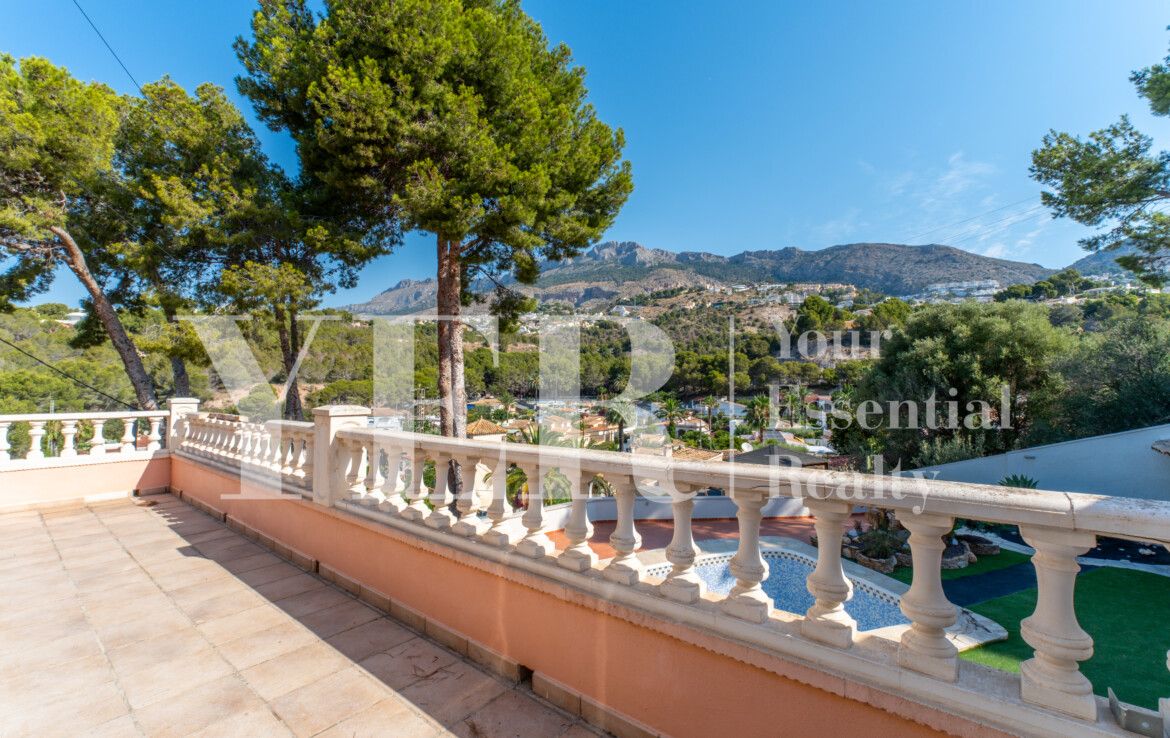 Villa en venta Altea entre mar Mascarat