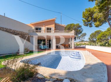 8 ALTEA-90