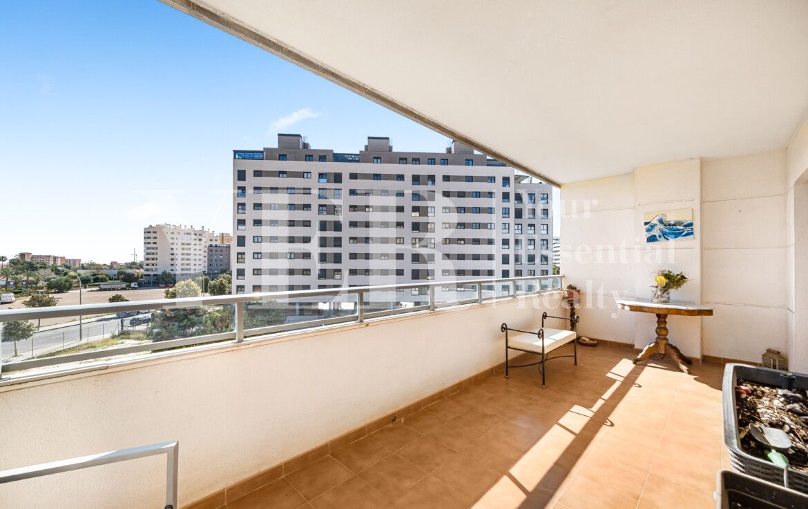 Piso en venta en Avenida de les Nacions PAU 5 Alicante