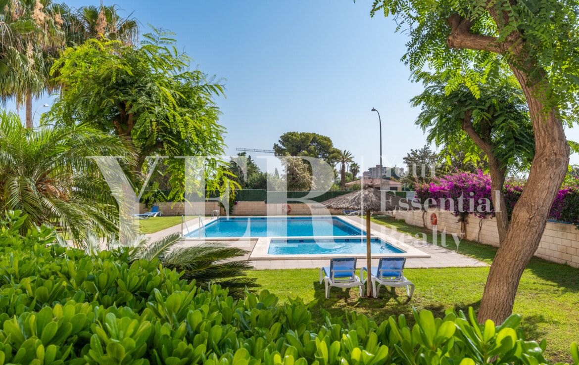 Piso en venta en Avenida de les Nacions PAU 5 Alicante