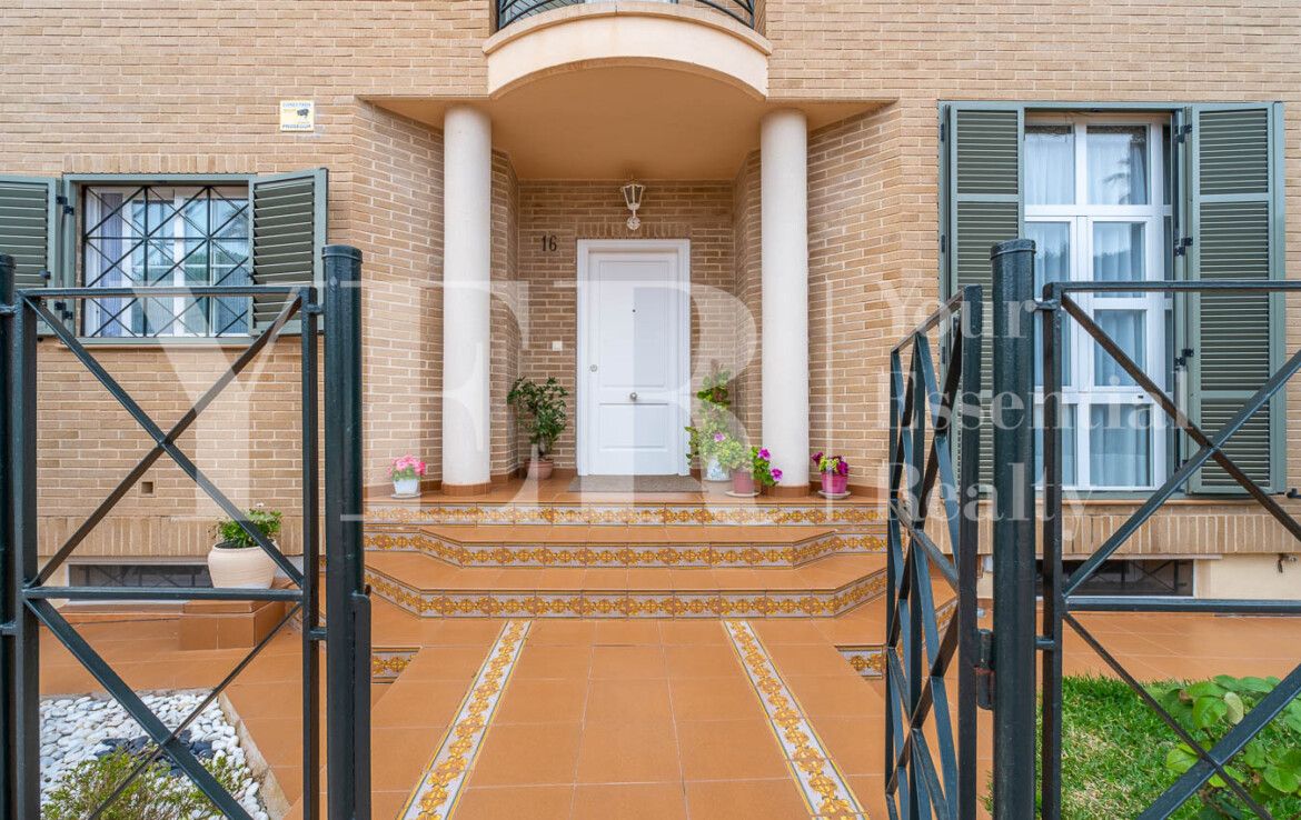 Chalet pareado en venta en CL Albatros, Del, 1
Cabo de las Huertas, Alicante / Alacant