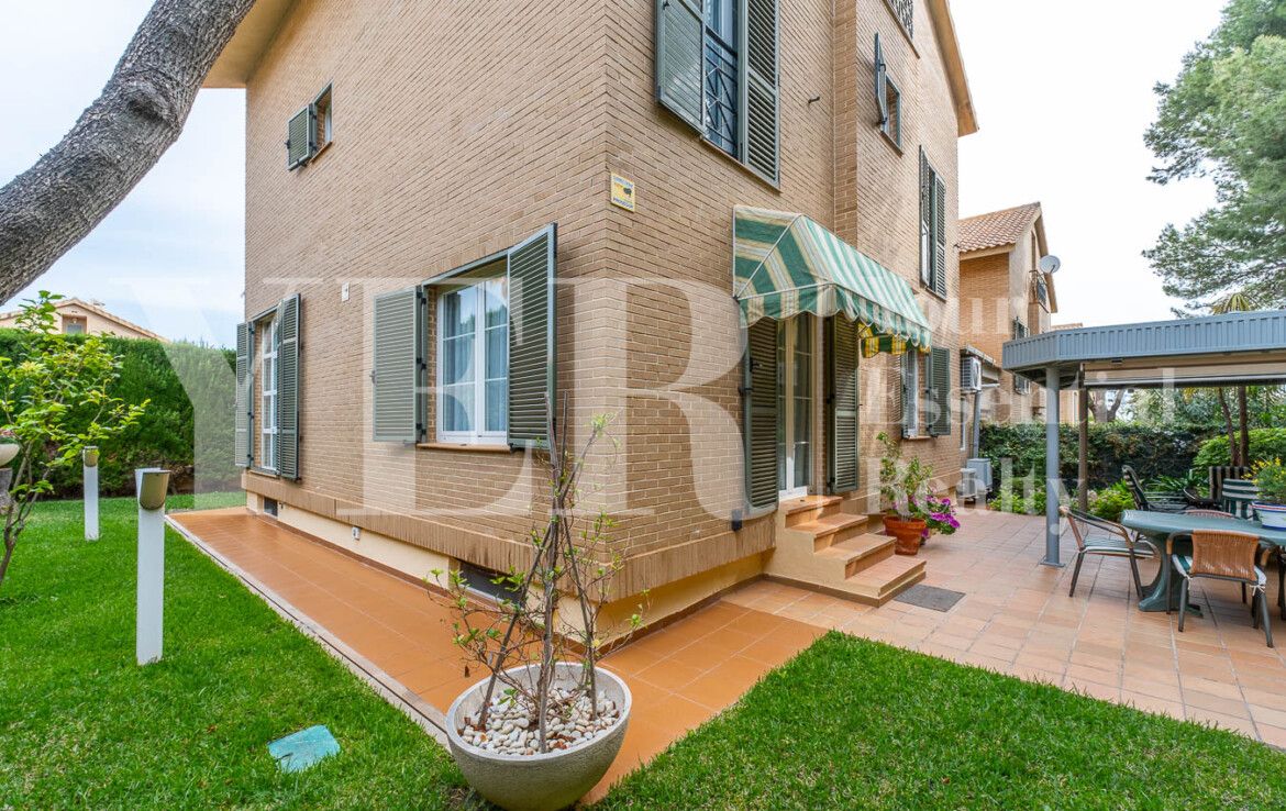 Chalet pareado en venta en CL Albatros, Del, 1
Cabo de las Huertas, Alicante / Alacant