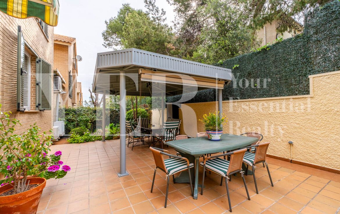 Chalet pareado en venta en CL Albatros, Del, 1
Cabo de las Huertas, Alicante / Alacant