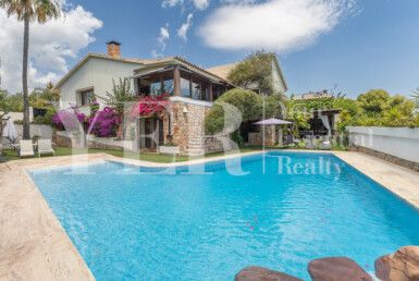 Casa o chalet independiente en venta en Urbanizacion Coblanca
Varadero, La Nucia, BENIDORM