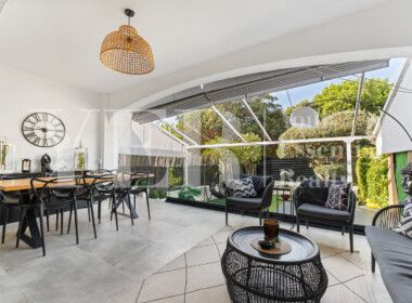 Chalet adosado en venta en Avenida Pintor Pérez Gil
Alicante Golf, Alicante / Alacant